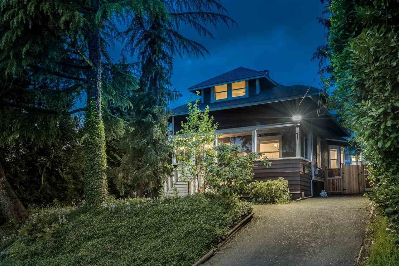 Main Photo: 1215 FIFTH Avenue in New Westminster: Uptown NW House for sale : MLS®# R2575147