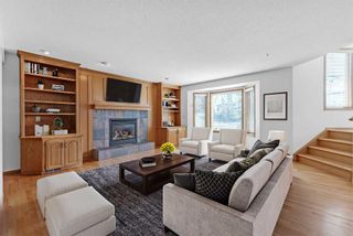 Photo 13: 531 Woodbriar Place SW in Calgary: Woodbine Detached for sale : MLS®# A2119972