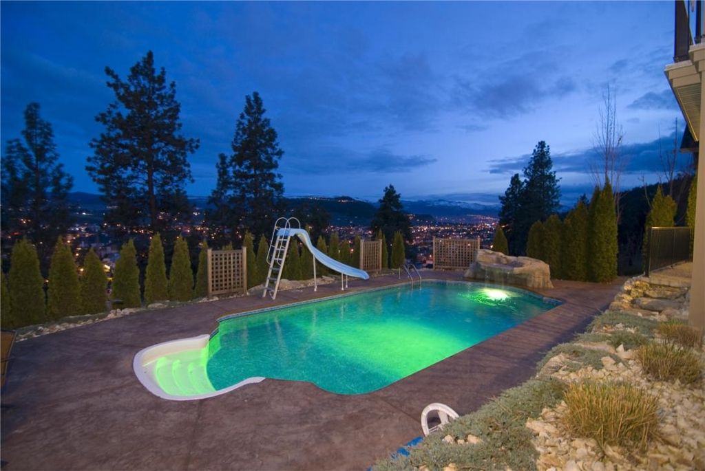 Main Photo: 177 Terrace Hill Place in Kelowna: Other for sale (North Glenmore)  : MLS®# 10003552
