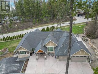 Photo 2: 3131 20 Street NE in Salmon Arm: House for sale : MLS®# 10303963