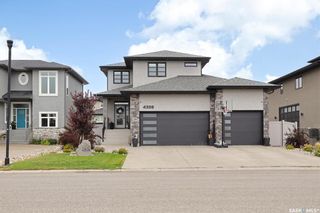 Photo 1: 4308 Sage Drive in Regina: The Creeks Residential for sale : MLS®# SK941393