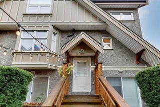 Photo 17: 201 1676 E PENDER Street in Vancouver: Hastings Townhouse for sale in "Pender Place" (Vancouver East)  : MLS®# R2636570