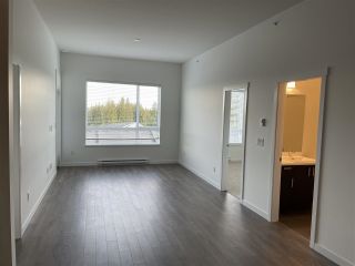 Photo 9: 409 13628 81A Avenue in Surrey: Bear Creek Green Timbers Condo for sale : MLS®# R2875973