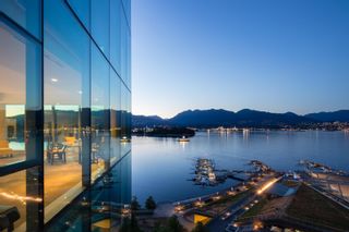 Photo 10: 1102 277 THURLOW Street in Vancouver: Coal Harbour Condo for sale in "Three Harbour Green" (Vancouver West)  : MLS®# R2795332
