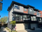 Main Photo: 19 20150 81 Avenue in Langley: Willoughby Heights Townhouse for sale in "Verge" : MLS®# R2888043