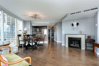 Photo 7: 806 918 COOPERAGE Way in Vancouver: Yaletown Condo for sale in "THE MARINER" (Vancouver West)  : MLS®# R2000227