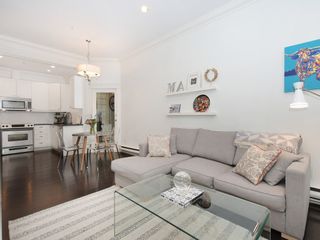 Photo 4: 104 1280 NICOLA Street in Vancouver: West End VW Condo for sale in "Linden House" (Vancouver West)  : MLS®# R2421297