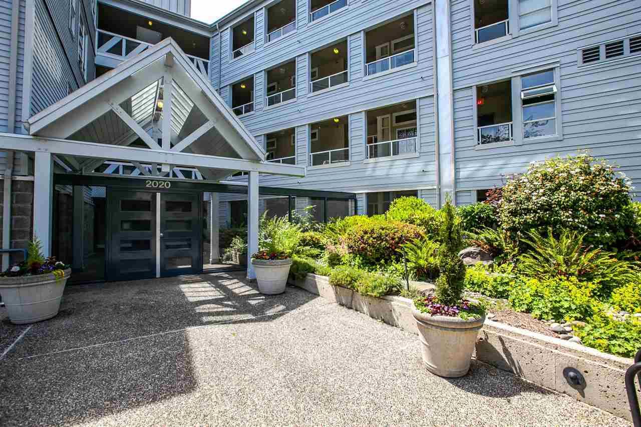 Main Photo: 208 2020 E KENT AVENUE SOUTH Avenue in Vancouver: Fraserview VE Condo for sale in "TUGBOAT LANDING" (Vancouver East)  : MLS®# R2078827