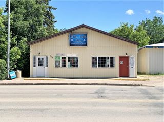 Photo 1: 616 Main Street South in Dauphin: Industrial / Commercial / Investment for sale (R30 - Dauphin and Area)  : MLS®# 202002307
