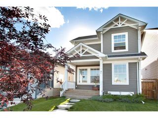 Photo 1: 31 NEW BRIGHTON Heath SE in Calgary: New Brighton House for sale : MLS®# C4074430