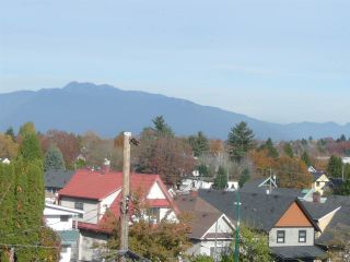 Photo 10: 3044 CLARK DRIVE in Vancouver: Kensington-Cedar Cottage VE Multifamily for sale (Vancouver East)  : MLS®# R2417657