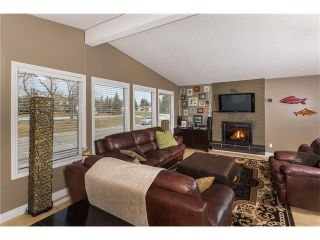 Photo 4: 11443 BRANIFF Road SW in Calgary: Braeside House for sale : MLS®# C4050244