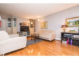 Photo 4: 204 330 W 2ND Street in North Vancouver: Lower Lonsdale Condo for sale in "LORRAINE PLACE" : MLS®# R2166686