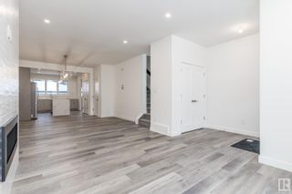Photo 16: 9811 70 Avenue in Edmonton: Zone 17 House Half Duplex for sale : MLS®# E4273908