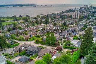Main Photo: 672 11TH Street in West Vancouver: Sentinel Hill House for sale : MLS®# R2799462