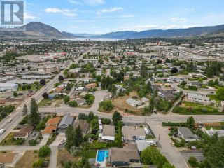 Photo 38: 106 CRAIG Drive, in Penticton: House for sale : MLS®# 201196