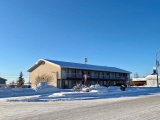 Photo 1: 4807 S 50 Avenue in Fort Nelson: Fort Nelson -Town Business with Property for sale : MLS®# C8053163