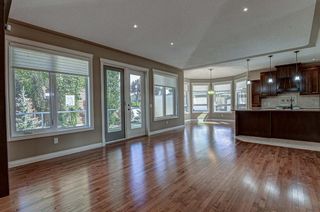 Photo 11: 72 Elysian Crescent SW in Calgary: Springbank Hill Semi Detached for sale : MLS®# A1148526