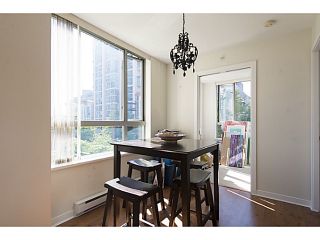 Photo 6: 408 1225 RICHARDS Street in Vancouver: Downtown VW Condo for sale in "Eden" (Vancouver West)  : MLS®# V1069559