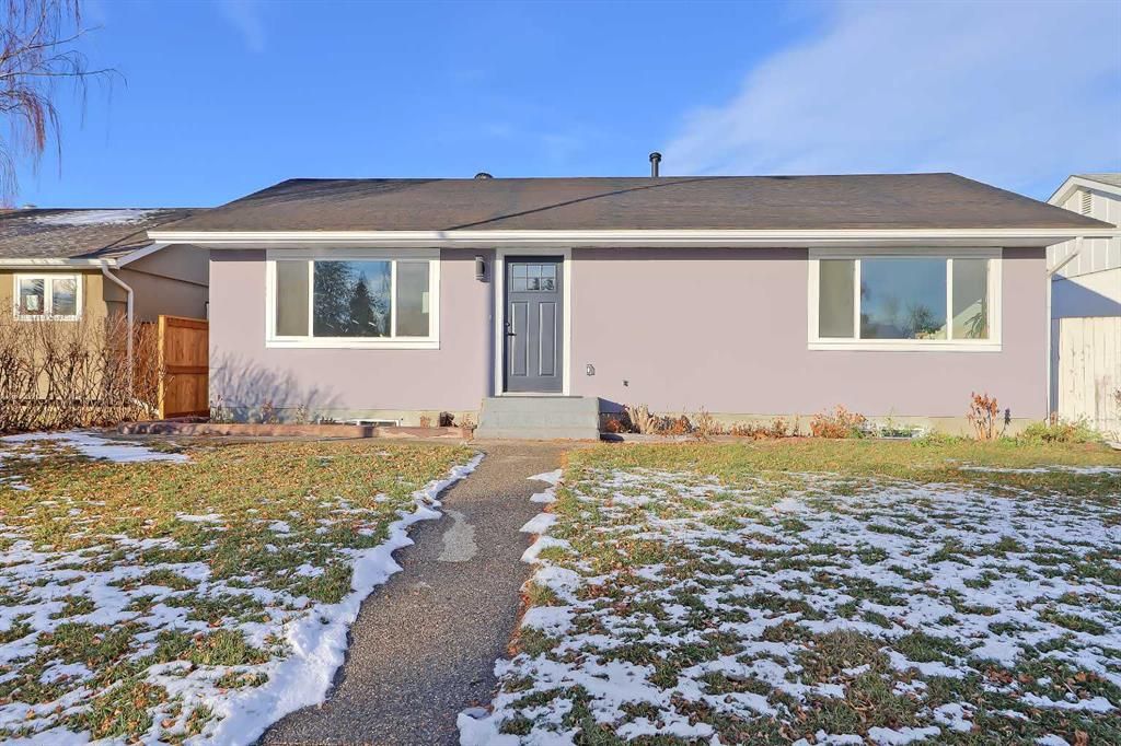 Main Photo: 620 Avery Place SE in Calgary: Acadia Detached for sale : MLS®# A2093658