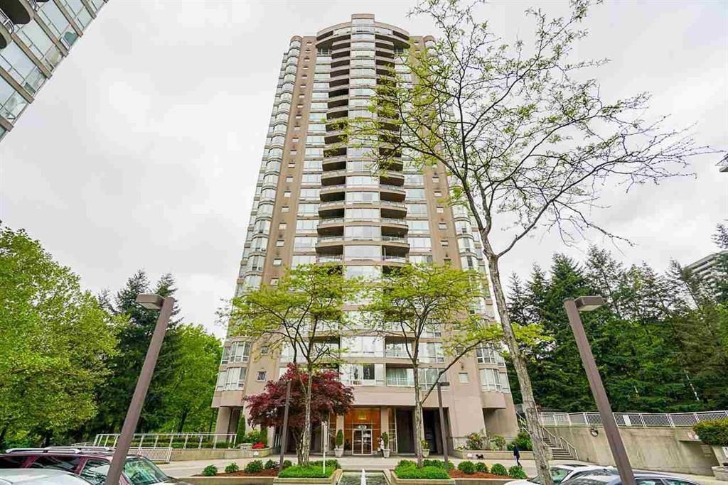 Main Photo: 2401 9603 MANCHESTER DRIVE in Burnaby: Cariboo Condo for sale (Burnaby North)  : MLS®# R2605486