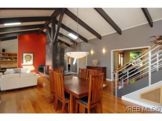 Photo 4: 1550 Shasta Pl in VICTORIA: Vi Rockland House for sale (Victoria)  : MLS®# 507015