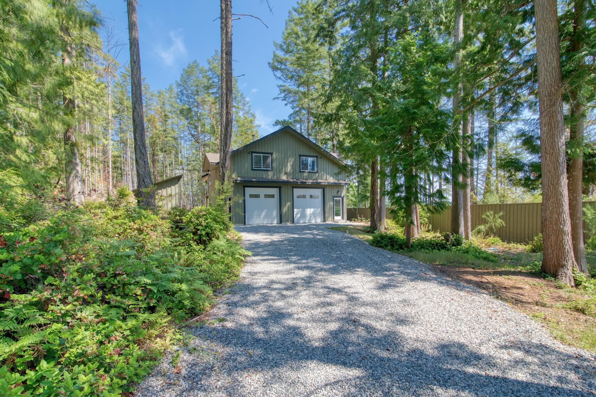 Main Photo: 12972 STONE Road in Madeira Park: Pender Harbour Egmont House for sale (Sunshine Coast)  : MLS®# R2793341