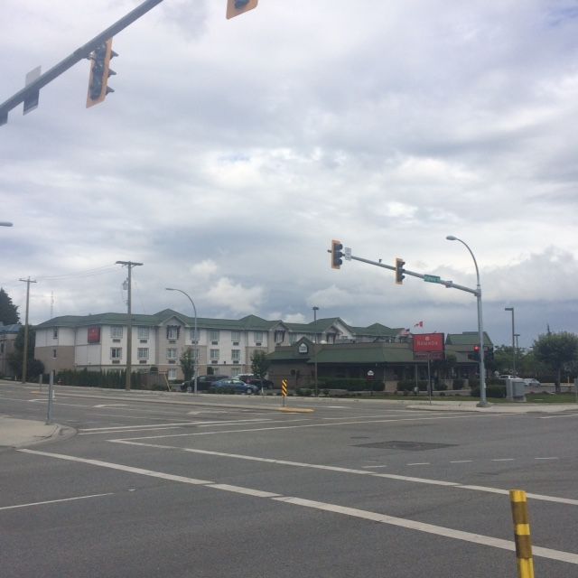 Main Photo: 19229 Langley Bypass in Surrey: Cloverdale BC Business with Property for sale : MLS®# c8010028
