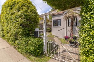 Photo 4: 335 ALBERTA Street in New Westminster: Sapperton House for sale : MLS®# R2685858