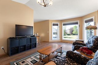 Photo 2: 312 Woodside Circle NW: Airdrie Detached for sale : MLS®# A1240551