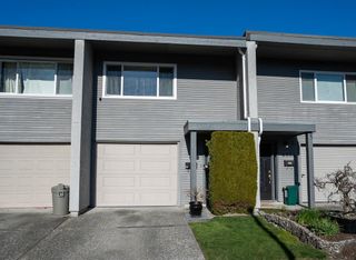 Photo 3: 4832 TURNBUCKLE Wynd in Delta: Ladner Elementary Townhouse for sale (Ladner)  : MLS®# R2765596