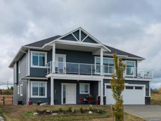 Photo 1: 3439 Eagleview Cres in COURTENAY: CV Courtenay City House for sale (Comox Valley)  : MLS®# 830815