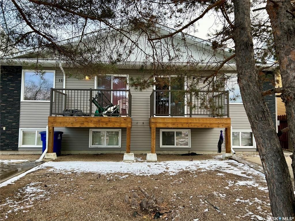 Main Photo: 111 & 113 Imperial Street in Saskatoon: Forest Grove Residential for sale : MLS®# SK951253