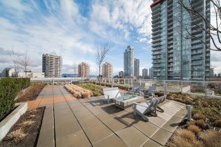 Photo 11: 4308 6000 MCKAY Avenue in Burnaby: Metrotown Condo for sale in "STATION SQUARE %" (Burnaby South)  : MLS®# R2858432