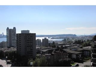 Photo 1: 902 540 LONSDALE Avenue in North Vancouver: Lower Lonsdale Condo for sale in "THE GROSVENOR" : MLS®# V967325