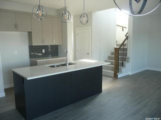 Photo 3: 248 Oliver Lane in Martensville: Residential for sale : MLS®# SK945089
