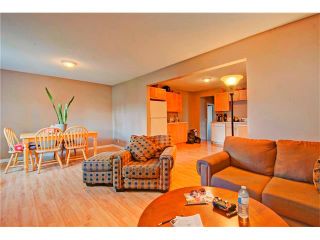 Photo 3: 4024 79 Street NW in Calgary: Bowness House for sale : MLS®# C4078751