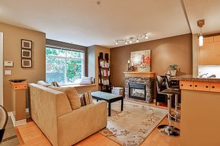 Photo 9: 33 7488 SOUTHWYNDE Avenue in Burnaby: South Slope Townhouse for sale in "LEDGESTONE 1" (Burnaby South)  : MLS®# R2176446
