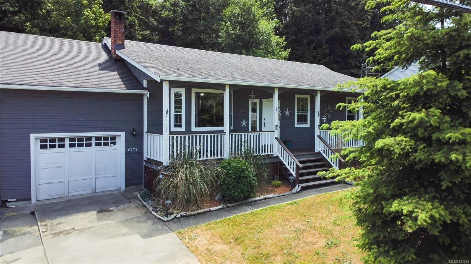 Main Photo: 6777 Foreman Heights Dr in Sooke: Sk Broomhill House for sale : MLS®# 931399