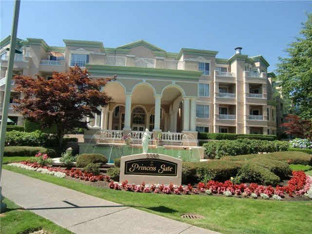 Main Photo: 309 2995 PRINCESS Crescent in Coquitlam: Canyon Springs Condo for sale in "PRINCESS GATE" : MLS®# V1131570