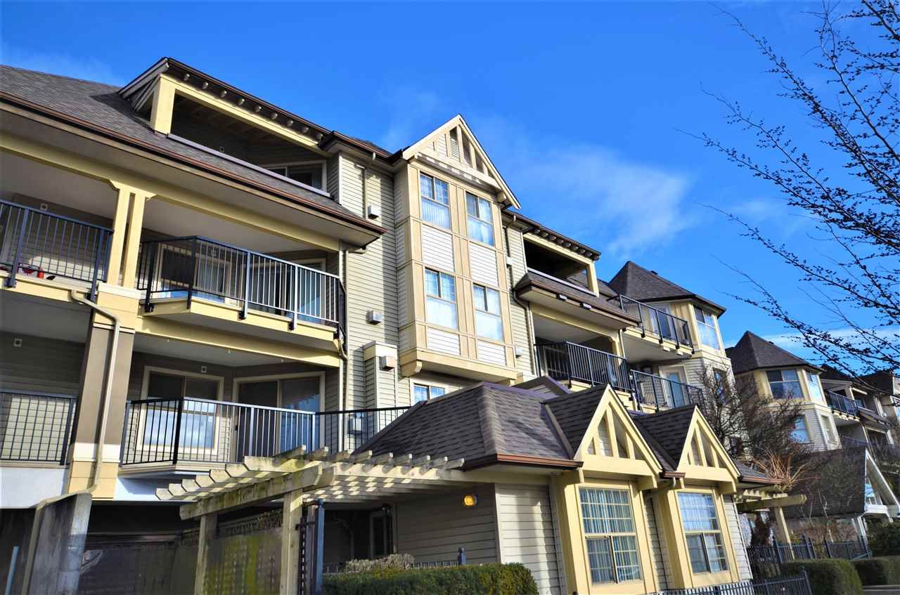 Main Photo: 407 215 TWELFTH Street in New Westminster: Uptown NW Condo for sale in "DISCOVERY REACH" : MLS®# R2233722