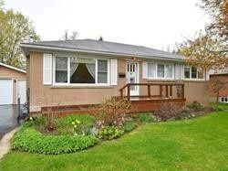 Photo 2: 103 Zina Street: Orangeville House (Bungalow) for sale : MLS®# W4462205