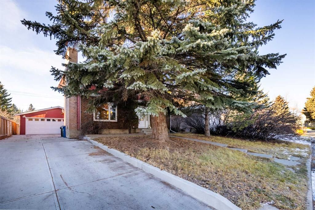 Main Photo: 5515 Dalhart Road NW in Calgary: Dalhousie Detached for sale : MLS®# A2094266