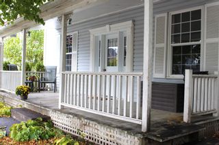 Photo 3: 166 Sydenham Street in Cobourg: House for sale : MLS®# 1602024