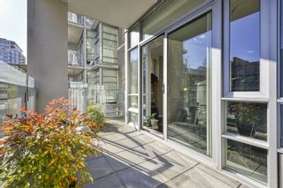 Photo 4: 310 1616 COLUMBIA Street in Vancouver: False Creek Condo for sale (Vancouver West)  : MLS®# R2854398