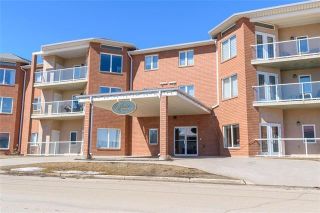 Photo 1: 211 205 North Railway Street in Morden: R35 Condominium for sale (R35 - South Central Plains)  : MLS®# 202401137