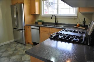 Photo 11: 408 Cook St in Victoria: Vi Fairfield West Row/Townhouse for sale : MLS®# 918486