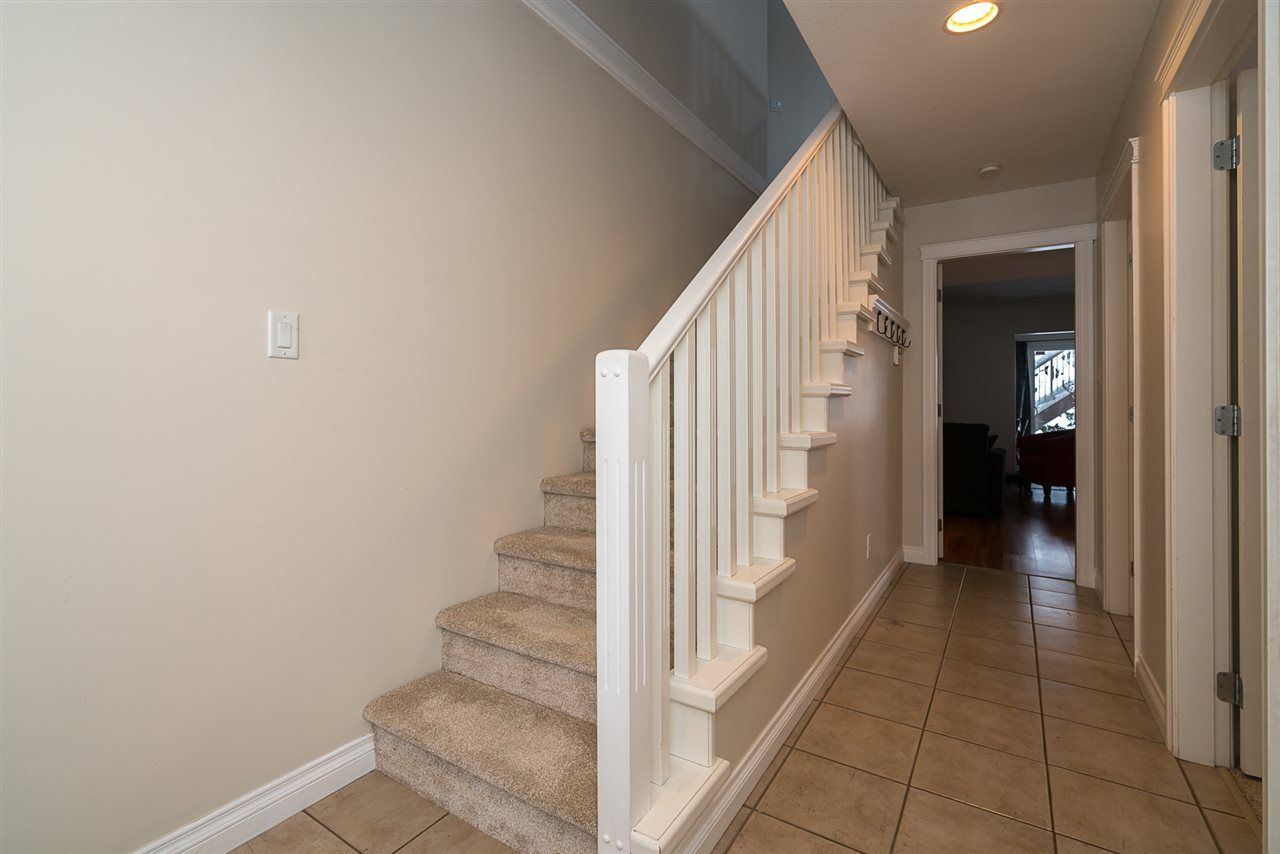 Photo 2: Photos: 46221 ARBOUR Place in Chilliwack: Fairfield Island House for sale : MLS®# R2136659