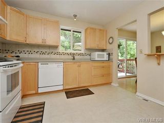 Photo 8: 3349 Betula Pl in VICTORIA: Co Triangle House for sale (Colwood)  : MLS®# 735749