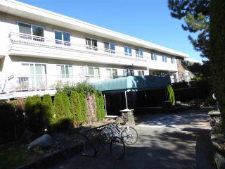 Photo 2: 318 711 E 6TH Avenue in Vancouver: Mount Pleasant VE Condo for sale in "PICASSO" (Vancouver East)  : MLS®# R2116496